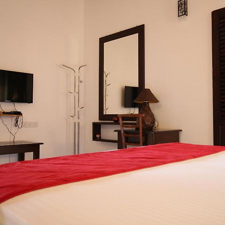 River Breeze Villa Bentota Exterior foto