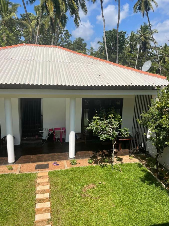 River Breeze Villa Bentota Exterior foto