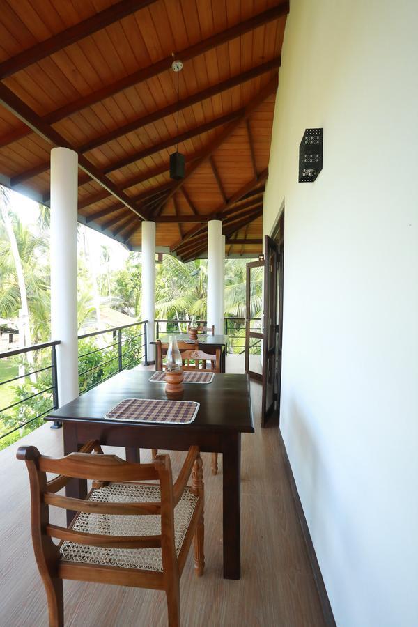 River Breeze Villa Bentota Exterior foto