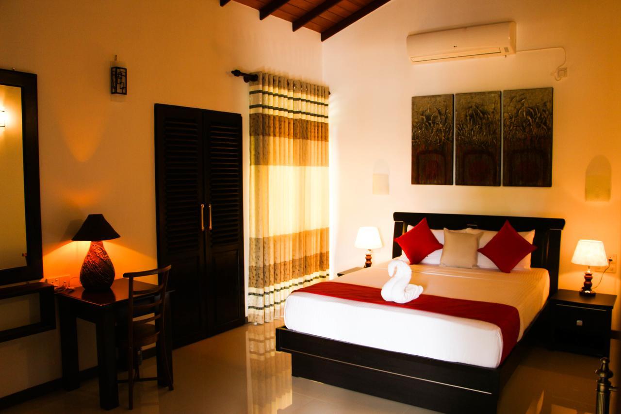 River Breeze Villa Bentota Exterior foto